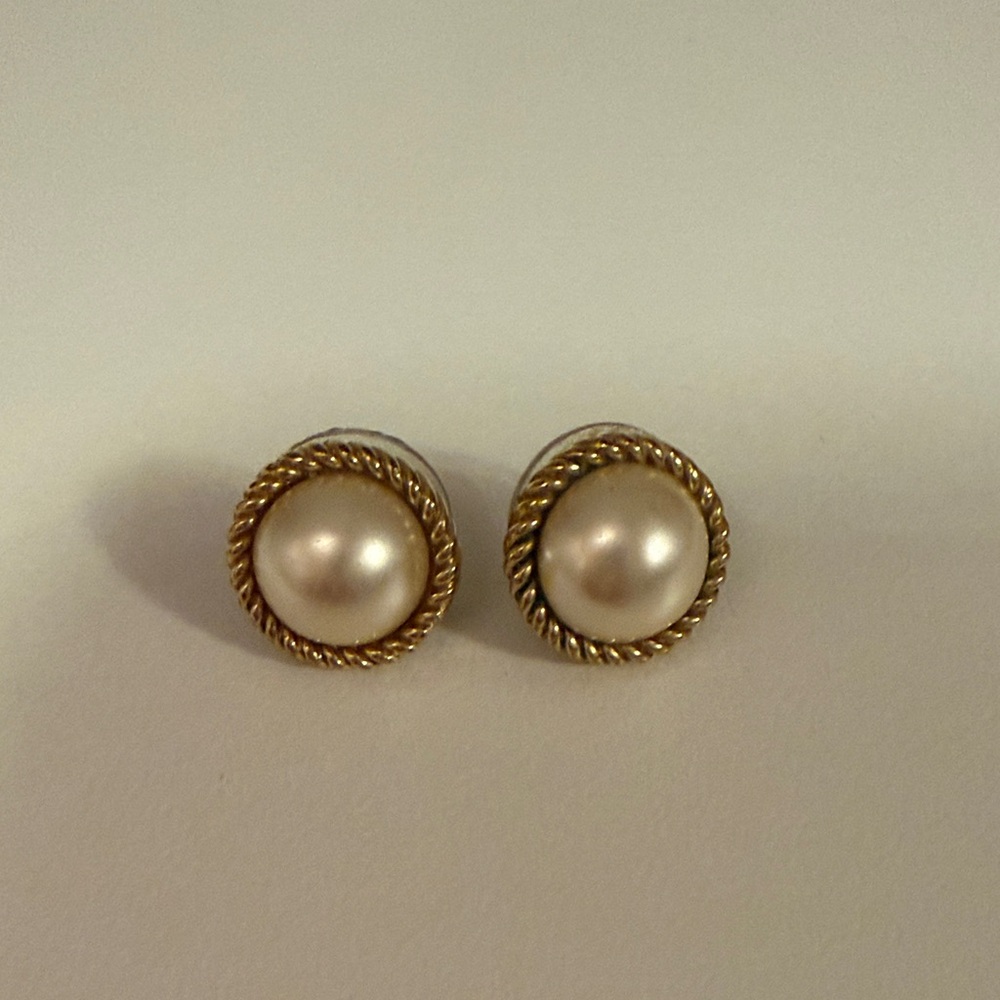 kate spade Pearl Gold-Tone Rope-Edge Stud Earrings